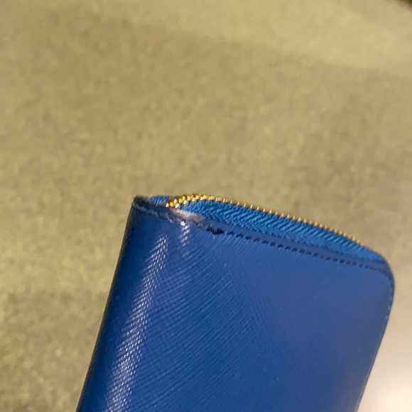 Authentic Ferragamo Wallet - Picture 11 of 12